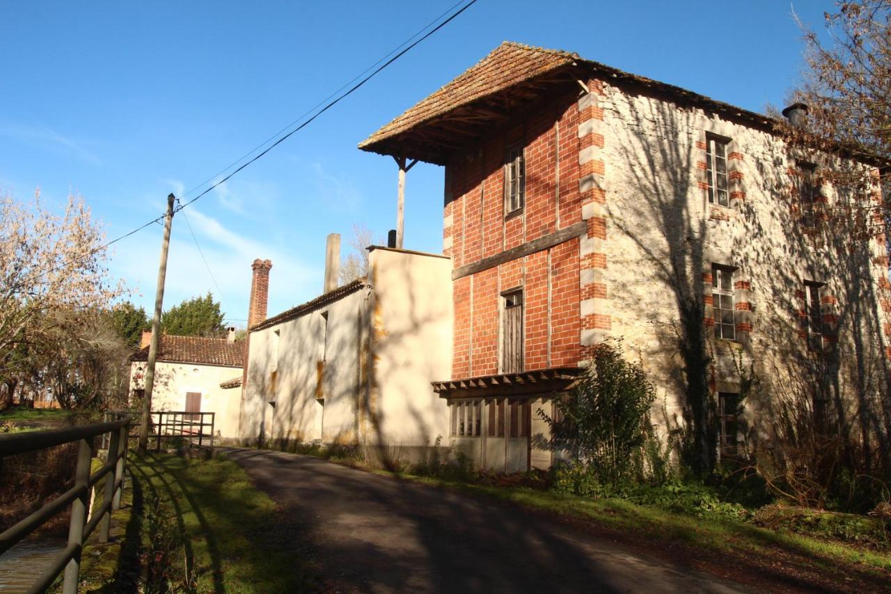Le Moulin Scalagrand Bed & Breakfast Mazieres  Екстериор снимка